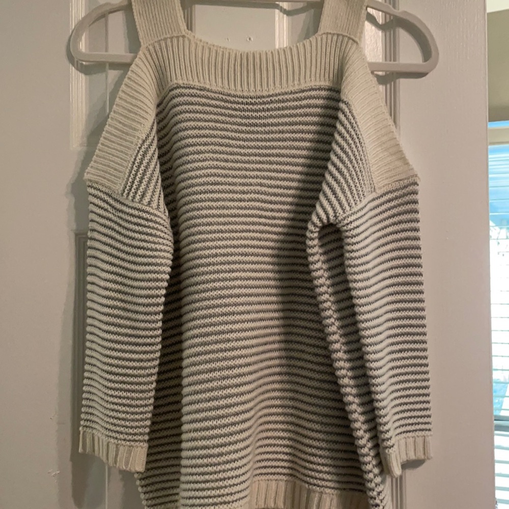 Sexy sweater by Jessica Simpson